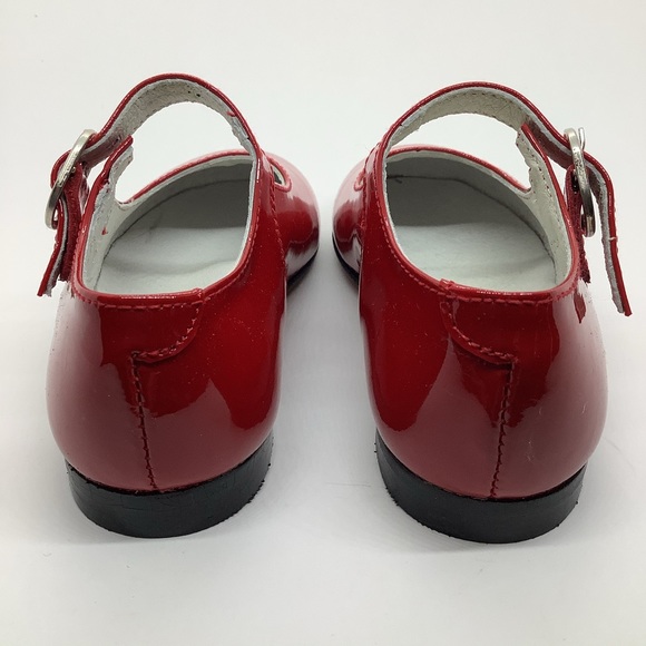 Faro Red patent leather Mary Jane NWT